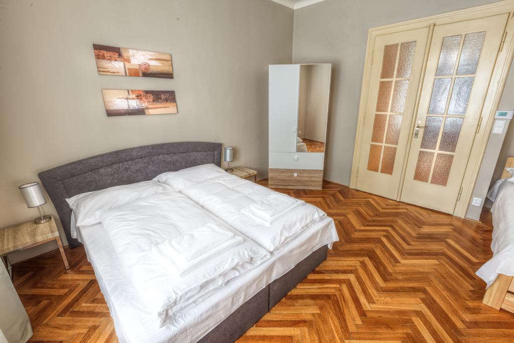 Modern Biskupska Daire *